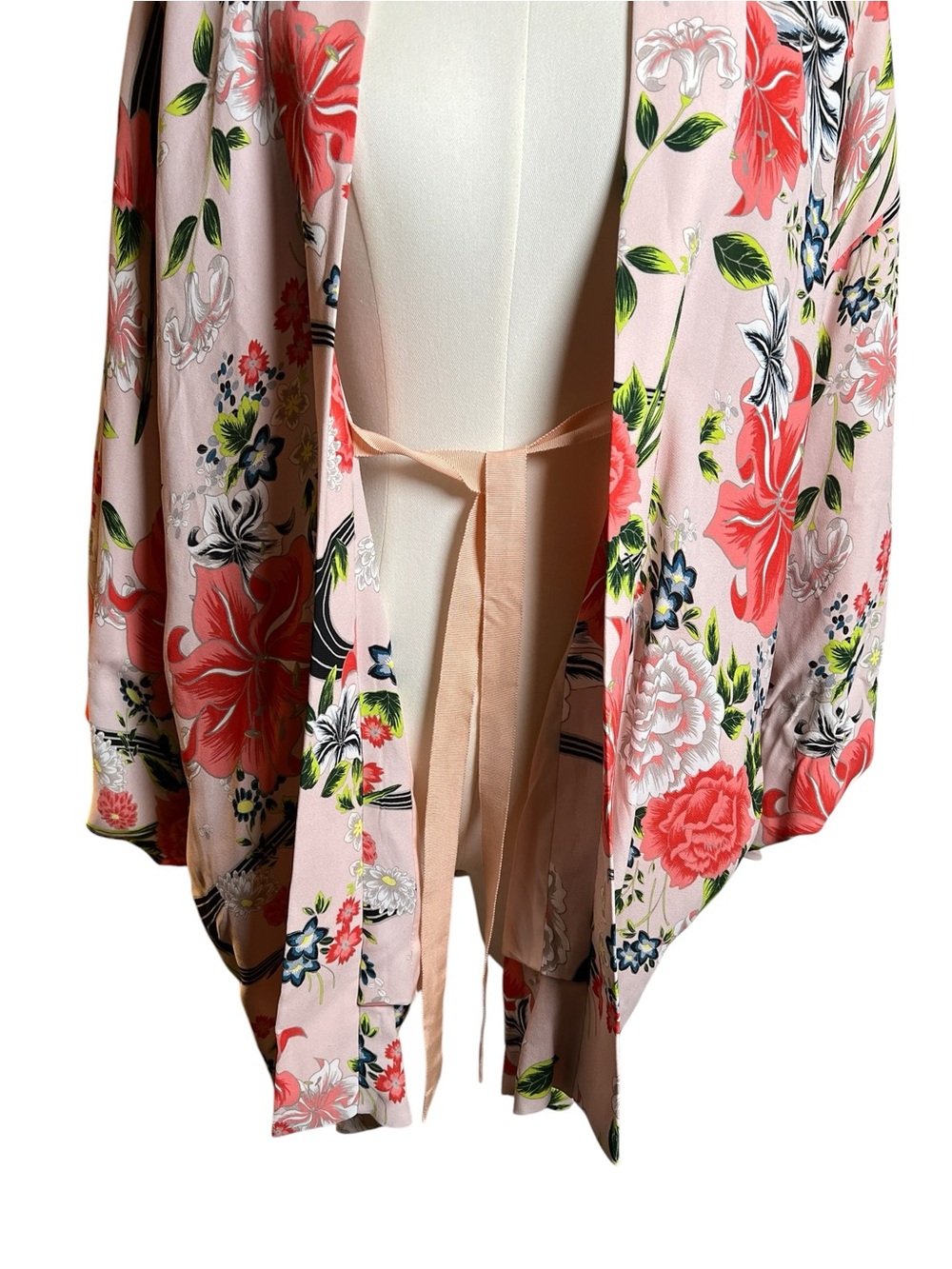 Elizabeth and James Open Front Kimono Floral Print 100% Viscose Bamboo Size XS/S - Picture 3 of 7